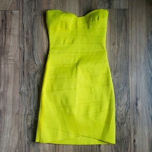 BB Dakota yellow cocktail dress